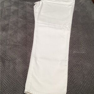 Chico’s So Slimming Girlfriend Slim ankel white jeans, size 20T.       227